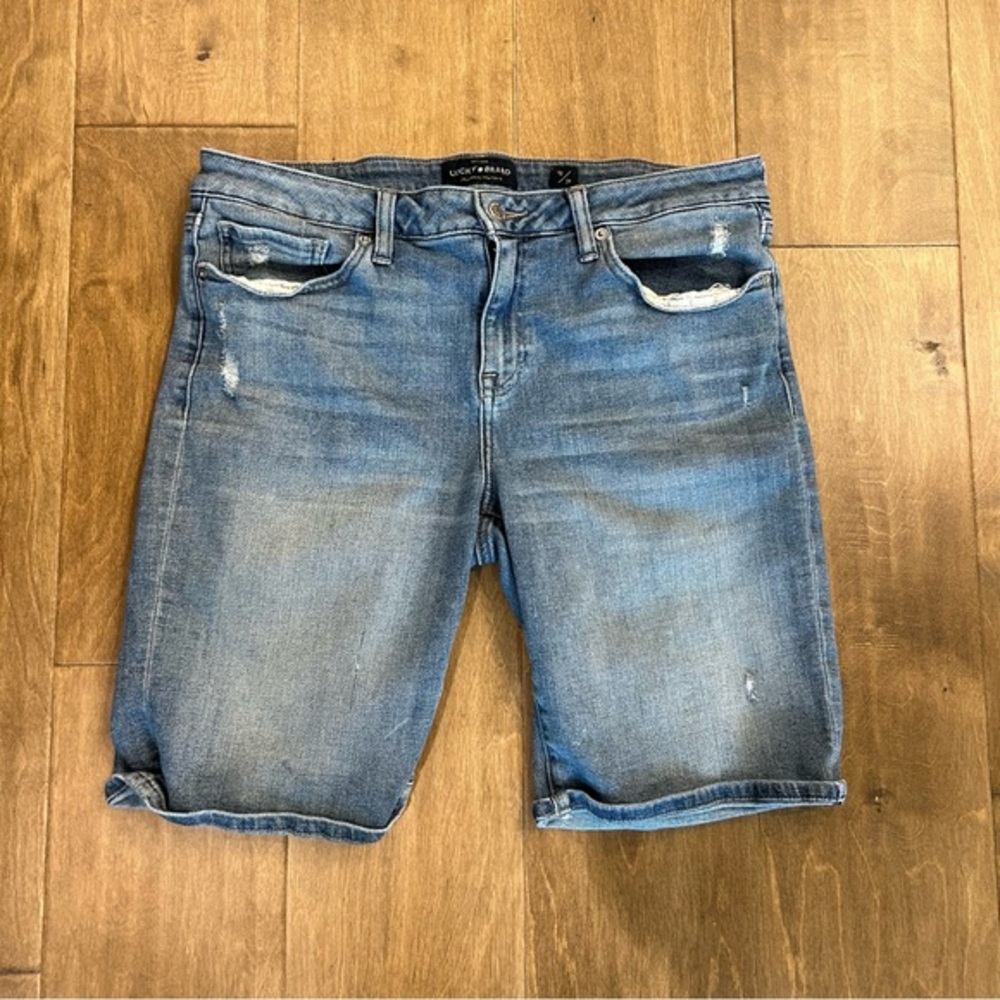 Lucky Brand the Bermuda Denim Jean long Shorts 12/31